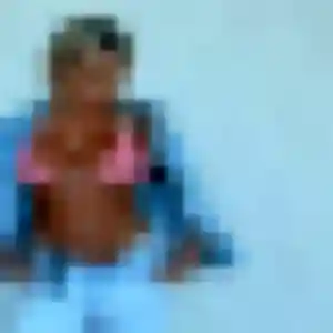 Charmante Magalie, 22 ans à Saint-Jorioz - la contacter