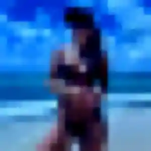 Flavia, 25 ans, en ligne à Saint-Mandrier-sur-Mer pour une rencontre coquine