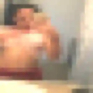 Photo de Ivana à Saint-Martin-le-Vinoux (45 ans) - rencontre sexy anonyme