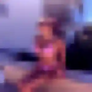 Photo privée de Albertine, 35 ans à Saint-Pierre-en-Faucigny - rencontre coquine
