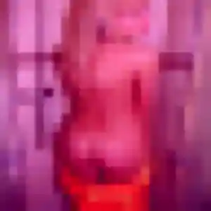 rencontre sexy à Saint-Privat-des-Vieux : photo de Fleur, 36 ans - sans engagement