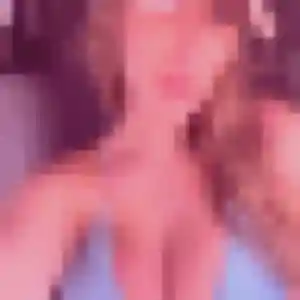 Rejoins Sara, 27 ans à Sedan en privé