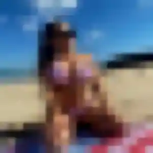 Photo de Adeline à Séné (35 ans) - rencontre sexy gratuit
