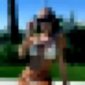 Yvette, 27 ans, dispo pour rencontre sexy à Villeneuve-le-Roi