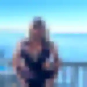 Photo exclusive de Sarah, 44 ans à Villeneuve-lès-Avignon - plan discret